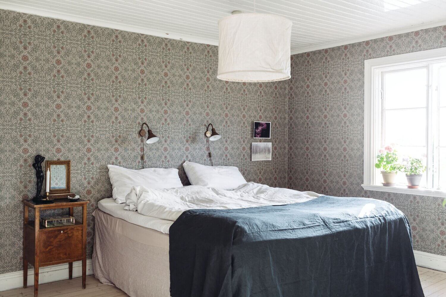 A Cozy Vintage Look For a Traditional Swedish Home 18 ACozyVintageLookForaTraditionalSwedishHome TheNordroom17 A Cozy Vintage Look For a Traditional Swedish Home