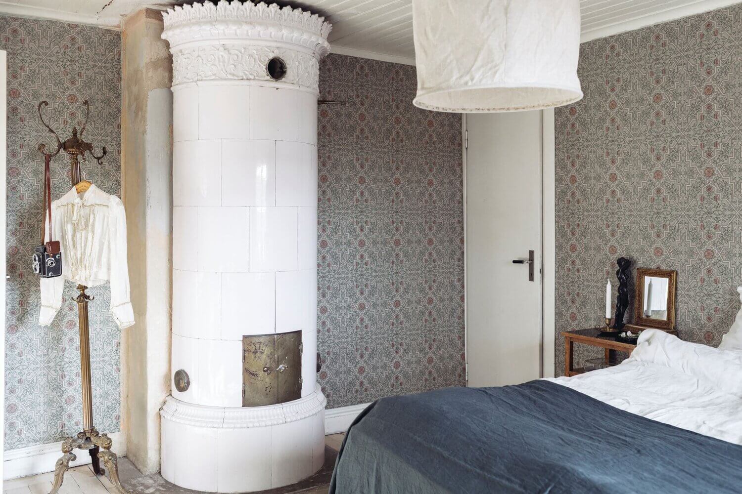 A Cozy Vintage Look For a Traditional Swedish Home 19 ACozyVintageLookForaTraditionalSwedishHome TheNordroom18 A Cozy Vintage Look For a Traditional Swedish Home