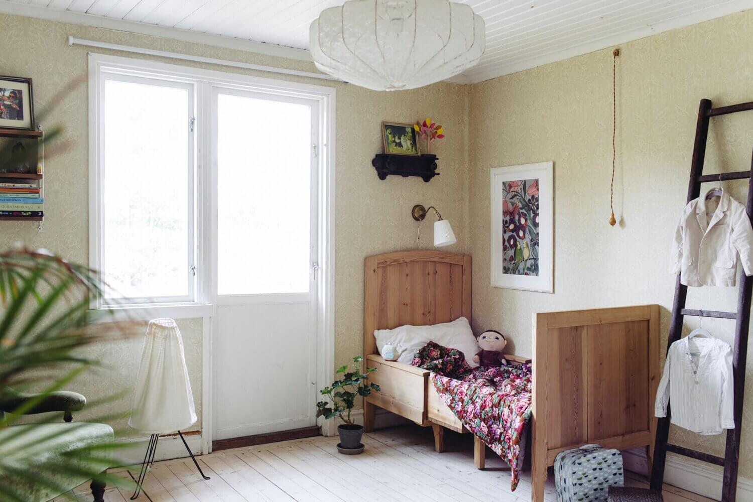 A Cozy Vintage Look For a Traditional Swedish Home 20 ACozyVintageLookForaTraditionalSwedishHome TheNordroom19 A Cozy Vintage Look For a Traditional Swedish Home