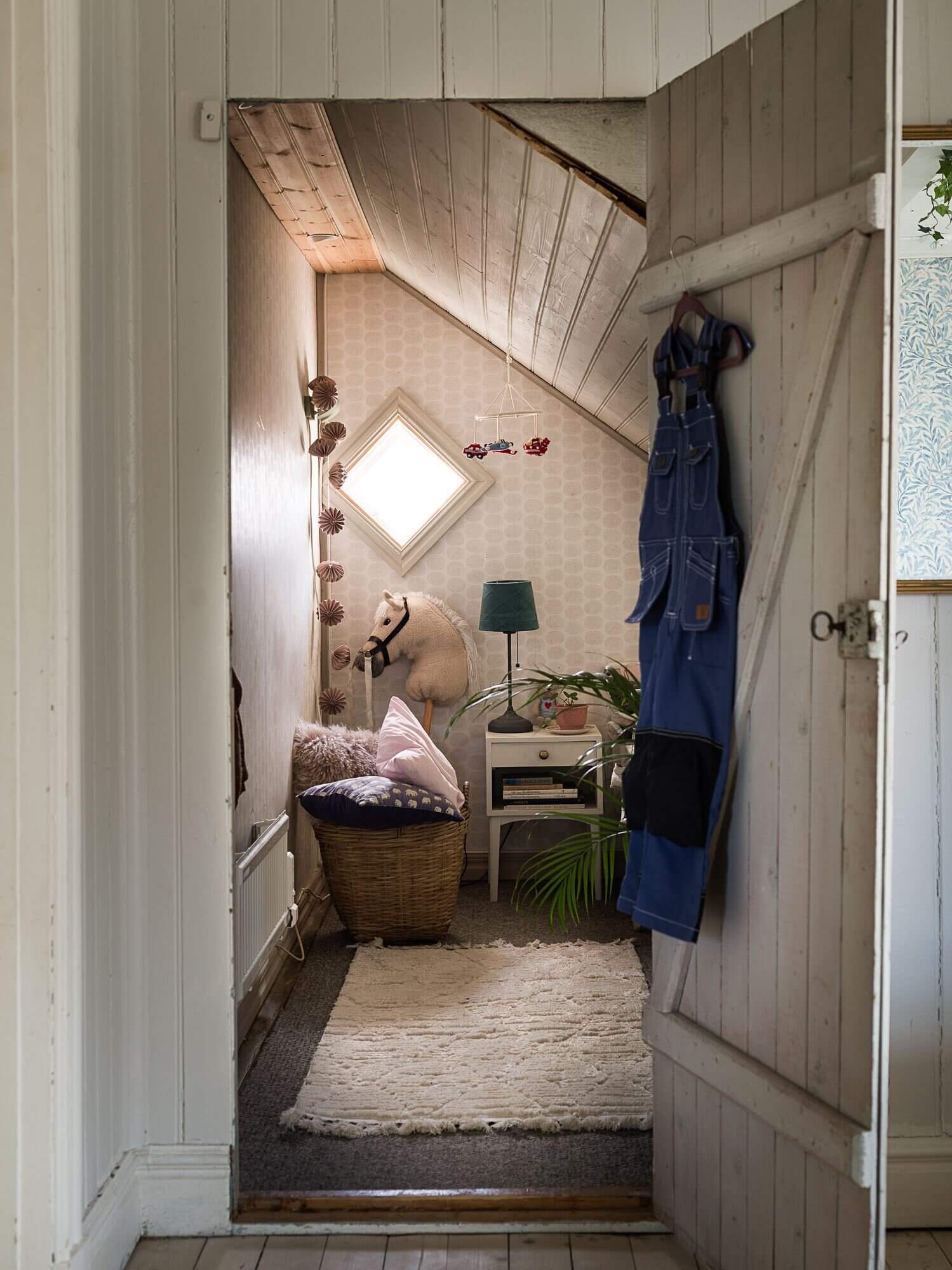 A Cozy Vintage Look For a Traditional Swedish Home 23 ACozyVintageLookForaTraditionalSwedishHome TheNordroom22 A Cozy Vintage Look For a Traditional Swedish Home