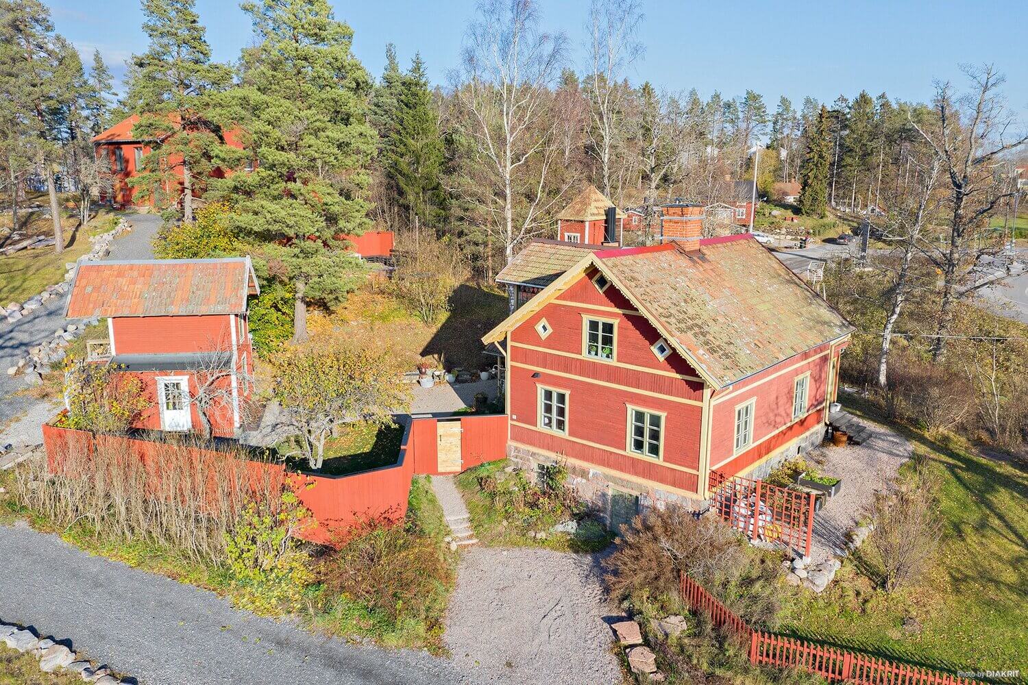 A Cozy Vintage Look For a Traditional Swedish Home 35 ACozyVintageLookForaTraditionalSwedishHome TheNordroom34 A Cozy Vintage Look For a Traditional Swedish Home