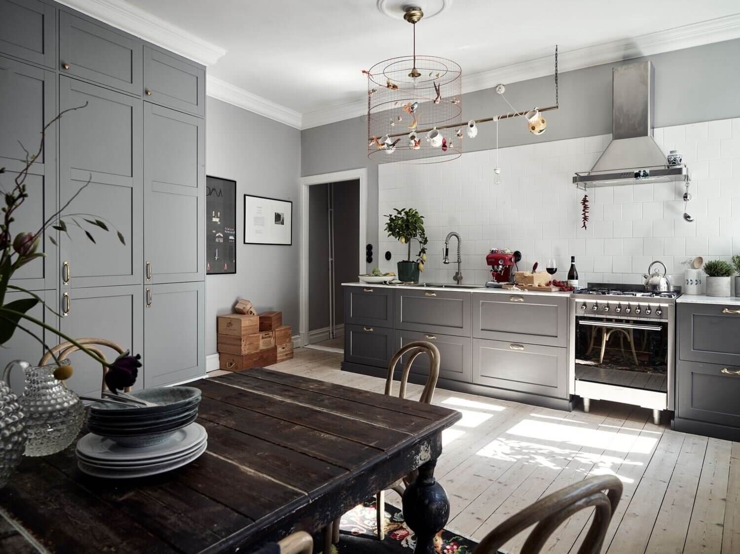 A Grey Art-Filled Scandinavian Apartment 11 AGreyArt FilledScandinavianApartment TheNordroom10 A Grey Art-Filled Scandinavian Apartment