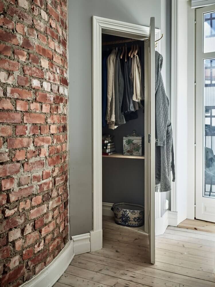 A Grey Art-Filled Scandinavian Apartment 13 AGreyArt FilledScandinavianApartment TheNordroom13 A Grey Art-Filled Scandinavian Apartment