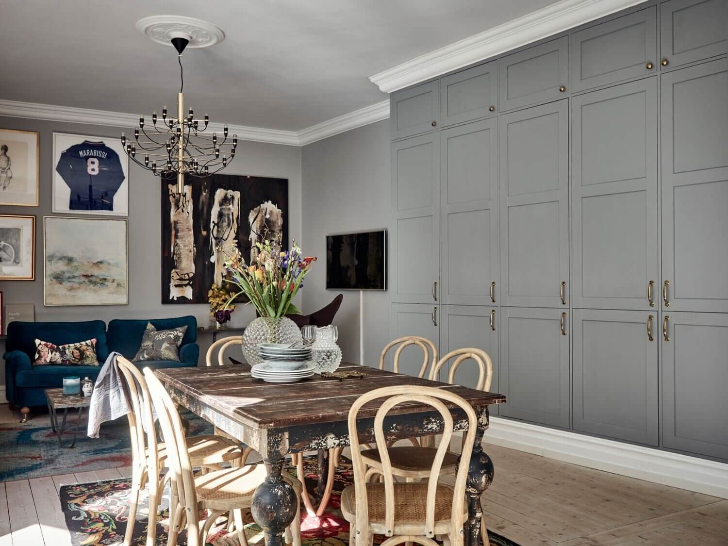 A Grey Art-Filled Scandinavian Apartment 5 AGreyArt FilledScandinavianApartment TheNordroom4 A Grey Art-Filled Scandinavian Apartment