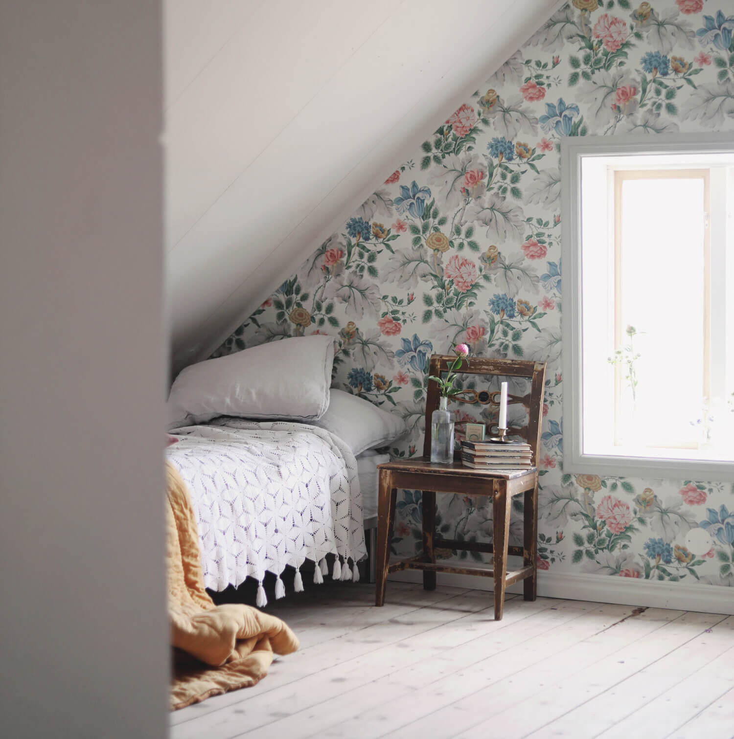 A Swedish Country House with a Dreamlike Garden 9 ASwedishCountryhousewithaDreamlikeGarden TheNordroom8 A Swedish Country House with a Dreamlike Garden