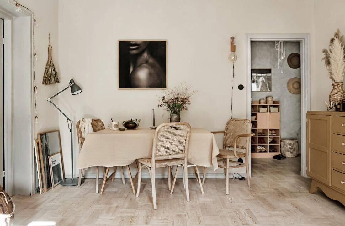 Earthy Tones and Natural Materials in a Scandi Apartment 3 earthy natural scandinavian apartment anna malmberg nordroom2 Earthy Tones and Natural Materials in a Scandi Apartment