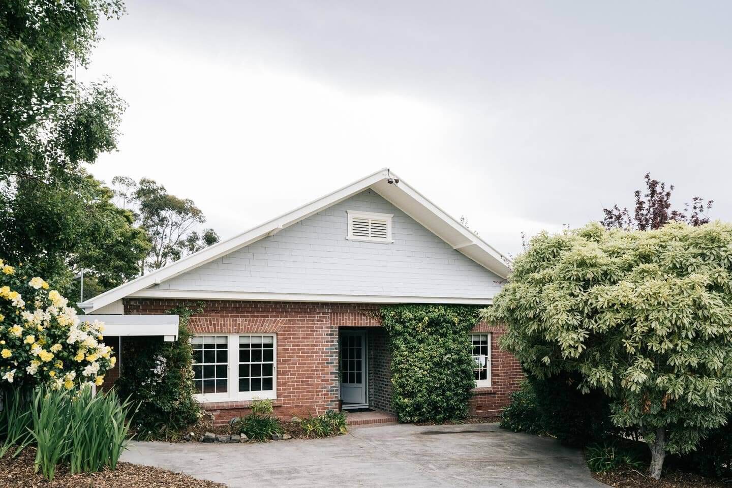 Ethelmont Rise | A Beautiful Vintage Airbnb on Tasmania 19 ethelmont rise airbnb tasmania nordroom19 Ethelmont Rise | A Beautiful Vintage Airbnb on Tasmania