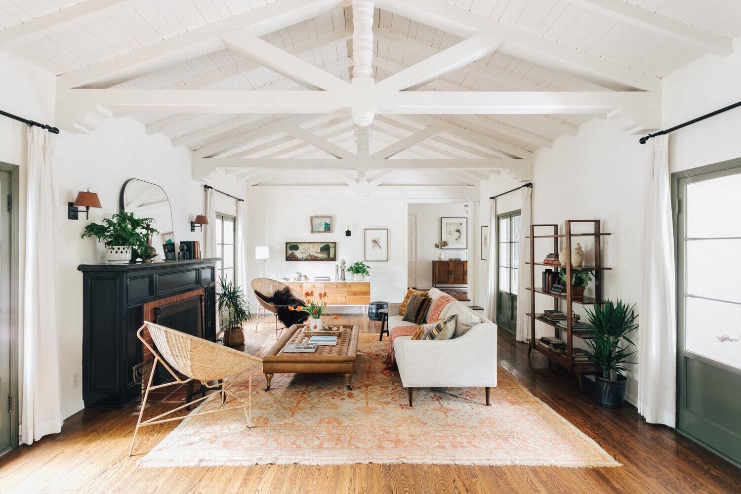 A Lovely Hollywood Hills Home with a Celebrity History 2 hollywood hills home matt helders zooey deschanel mark ruffalo nordroom1 A Lovely Hollywood Hills Home with a Celebrity History