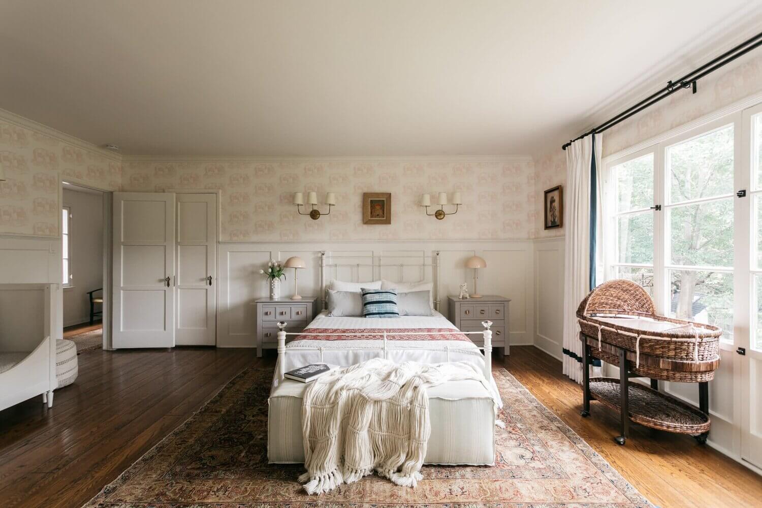 A Lovely Hollywood Hills Home with a Celebrity History 14 hollywood hills home matt helders zooey deschanel mark ruffalo nordroom13 A Lovely Hollywood Hills Home with a Celebrity History