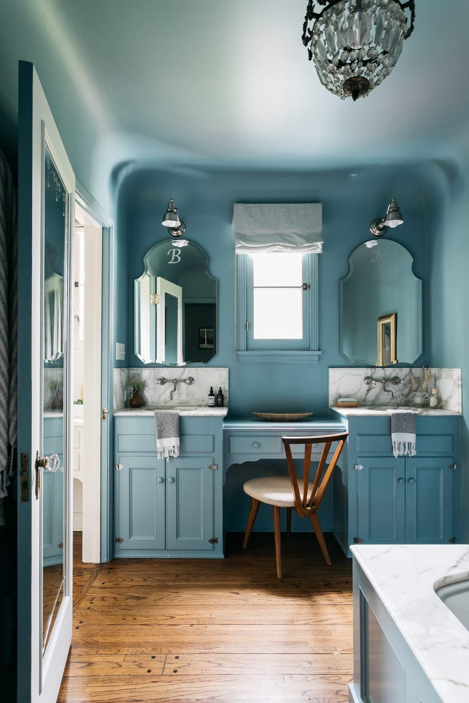 A Lovely Hollywood Hills Home with a Celebrity History 17 hollywood hills home matt helders zooey deschanel mark ruffalo nordroom16 A Lovely Hollywood Hills Home with a Celebrity History