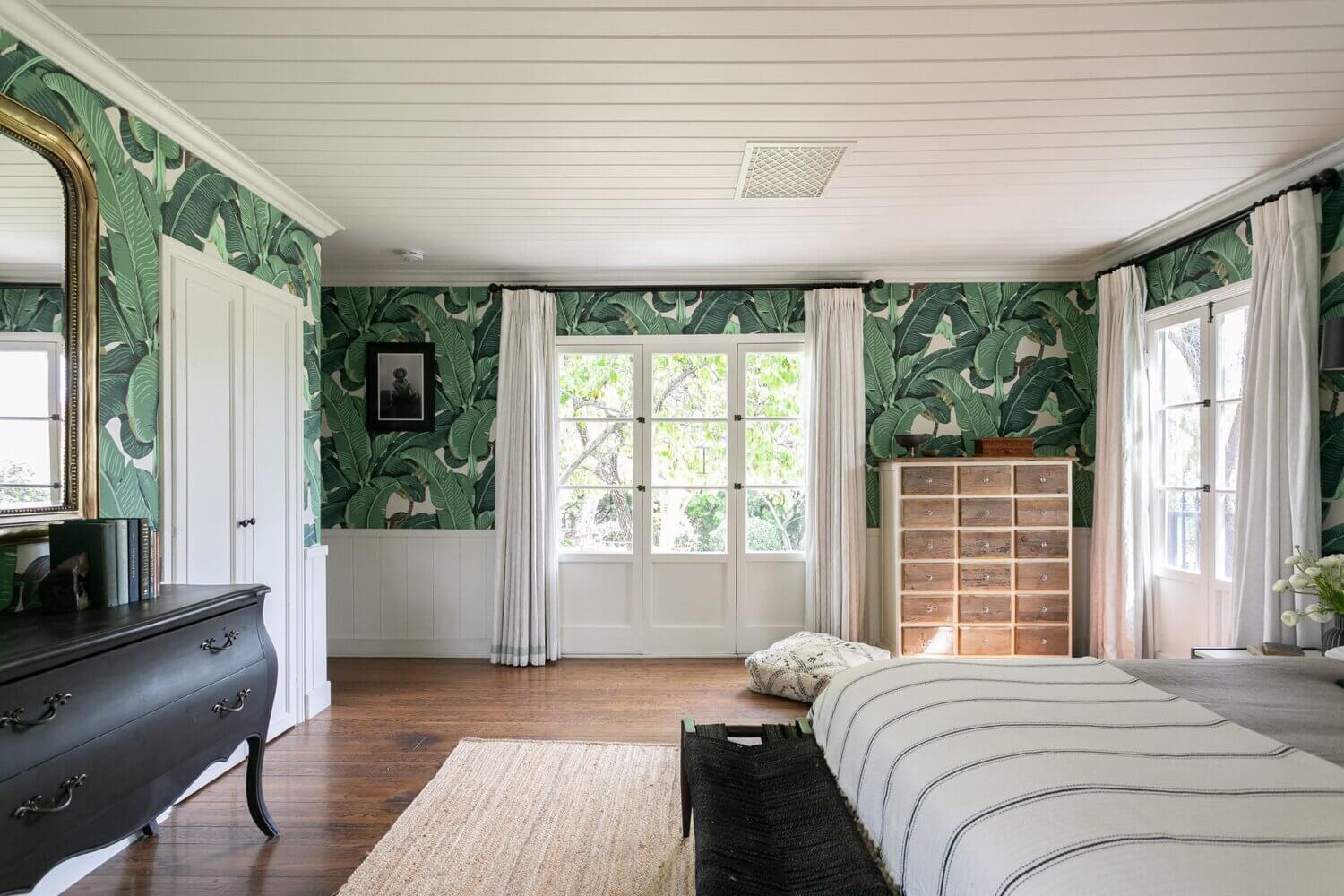 A Lovely Hollywood Hills Home with a Celebrity History 19 hollywood hills home matt helders zooey deschanel mark ruffalo nordroom18 A Lovely Hollywood Hills Home with a Celebrity History