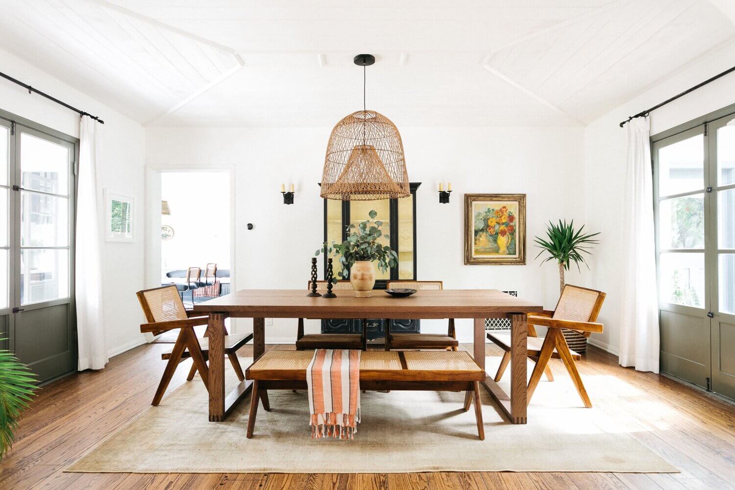 A Lovely Hollywood Hills Home with a Celebrity History 6 hollywood hills home matt helders zooey deschanel mark ruffalo nordroom5 A Lovely Hollywood Hills Home with a Celebrity History