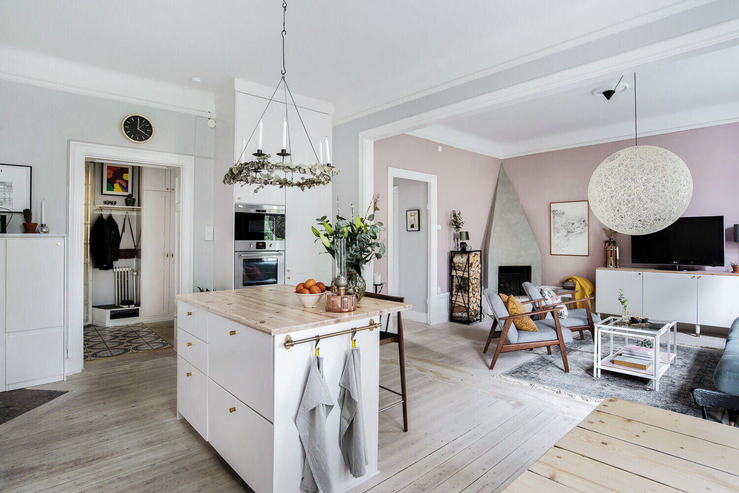 A Bright Pink and Blue Scandinavian Apartment 5 pink blue scandinavian apartment nordroom4 A Bright Pink and Blue Scandinavian Apartment