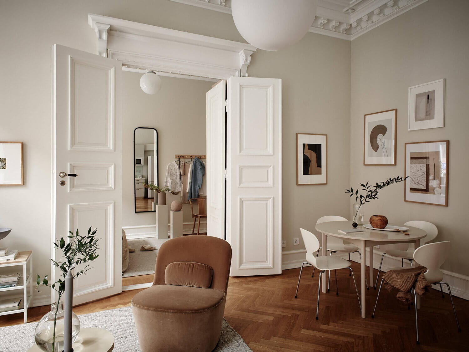 A Serene Beige Apartment with Original Details 6 ABeigeSereneApartmentwithOriginalDetails TheNordroom5 A Serene Beige Apartment with Original Details