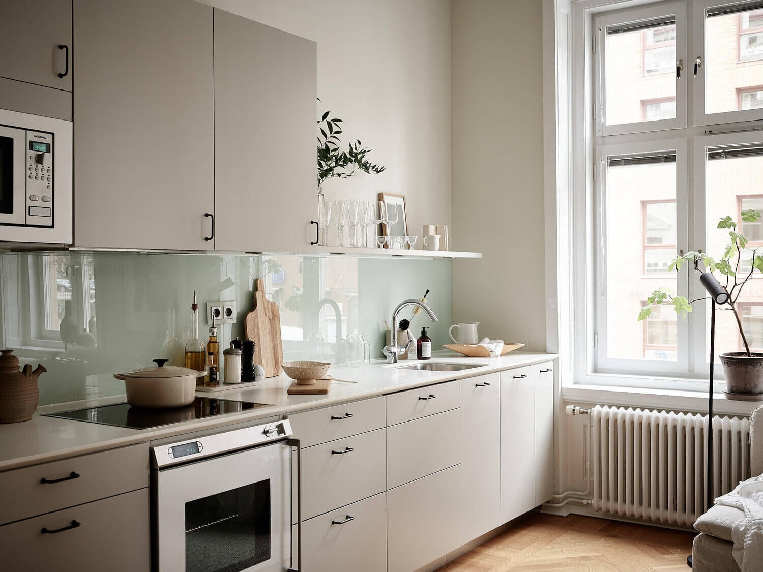 A Serene Beige Apartment with Original Details 8 ABeigeSereneApartmentwithOriginalDetails TheNordroom7 A Serene Beige Apartment with Original Details