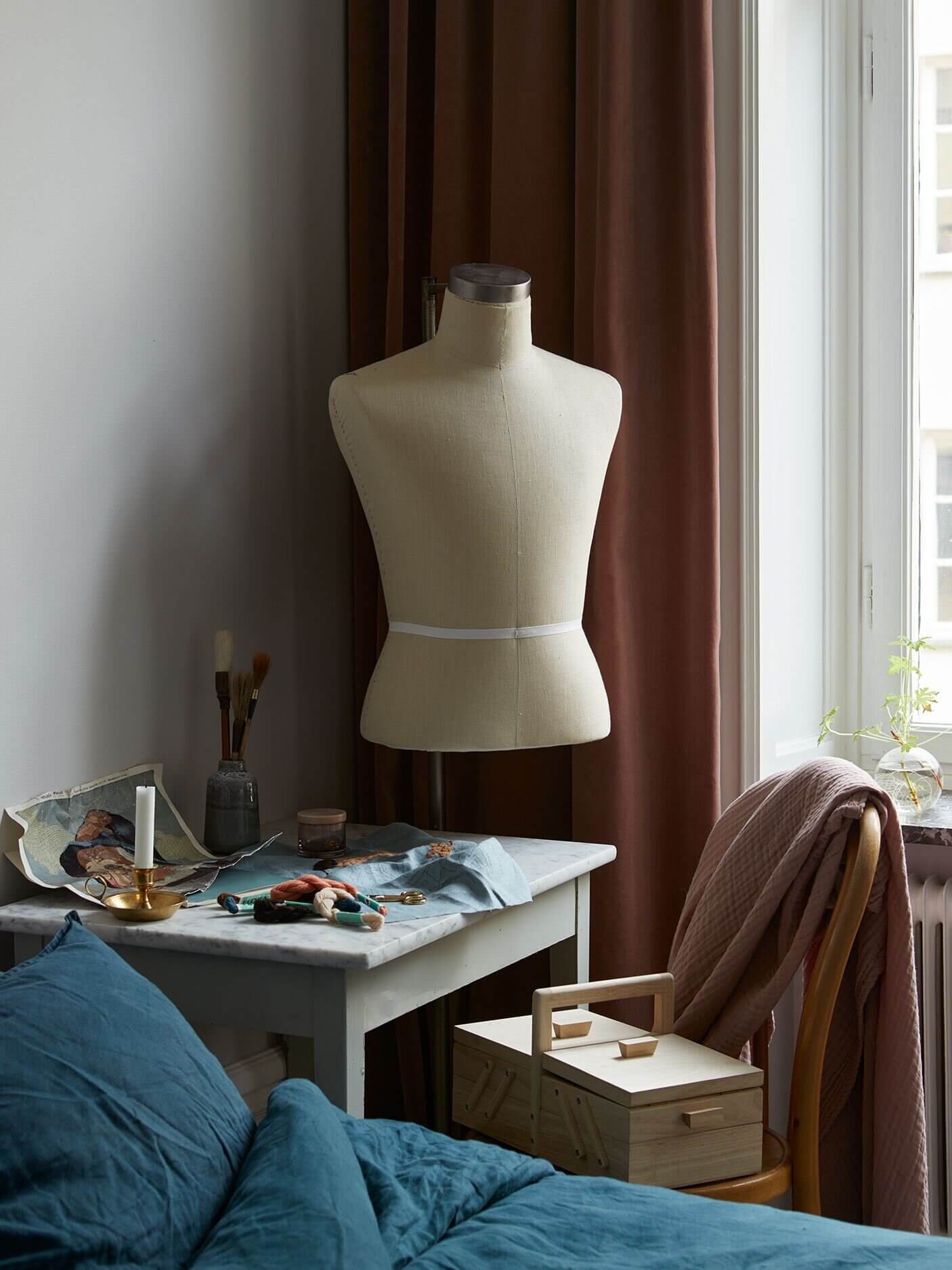 A Light Scandinavian Apartment with Vintage Touches 13 light apartment vintage touches nordroom12 A Light Scandinavian Apartment with Vintage Touches