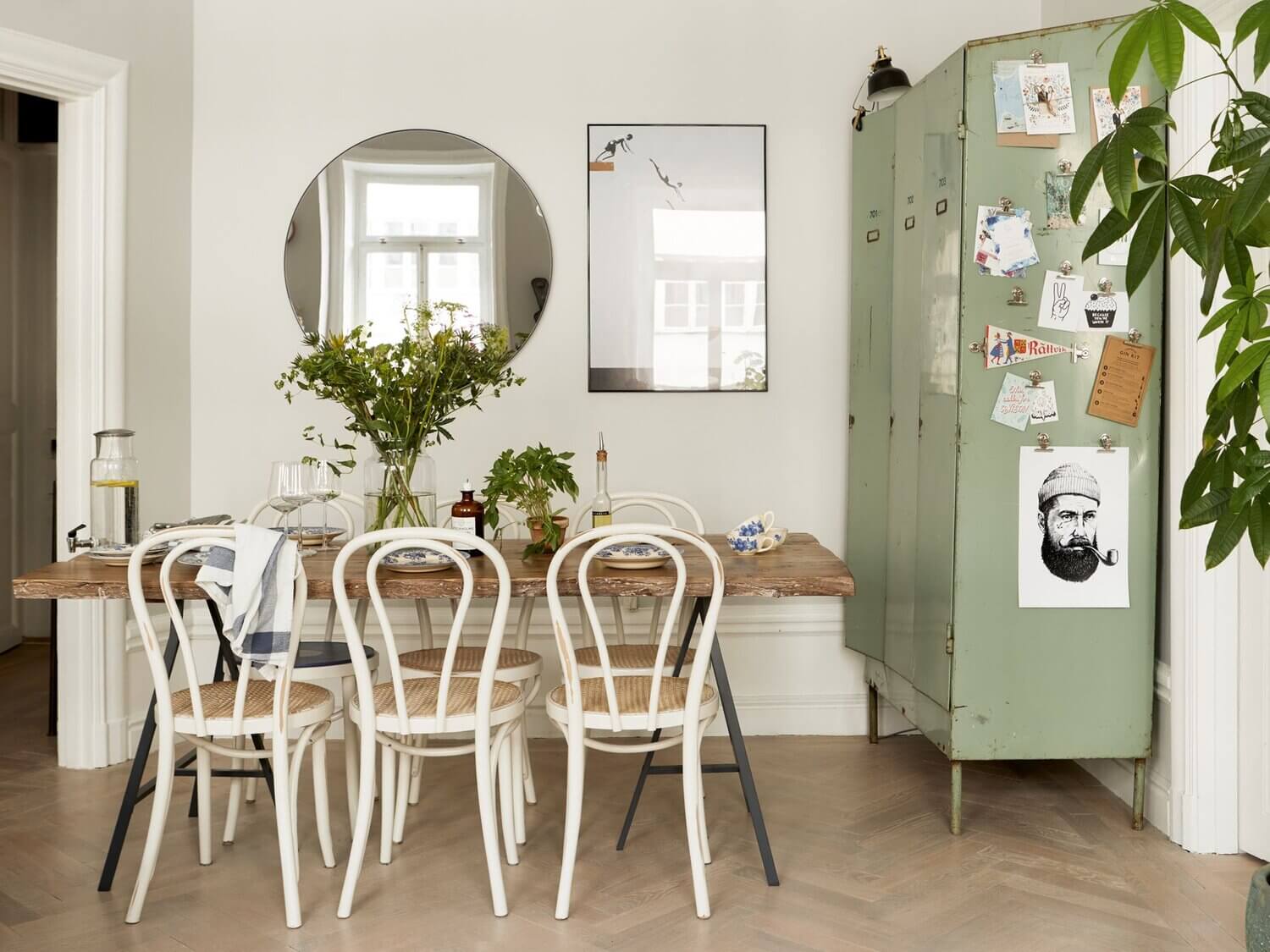 A Light Scandinavian Apartment with Vintage Touches 6 light apartment vintage touches nordroom5 A Light Scandinavian Apartment with Vintage Touches