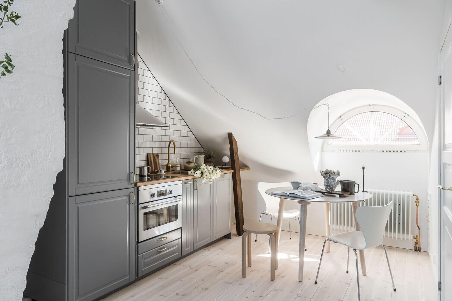 A Bright Scandinavian Attic Studio Apartment 6 scandinavian attic studio apartment nordroom5 A Bright Scandinavian Attic Studio Apartment