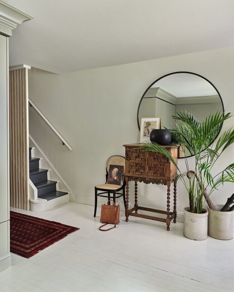 A Warm Brooklyn Brownstone Filled with Interesting Home Decor Ideas 13 warm brooklyn brownstone nordroom12 A Warm Brooklyn Brownstone Filled with Interesting Home Decor Ideas