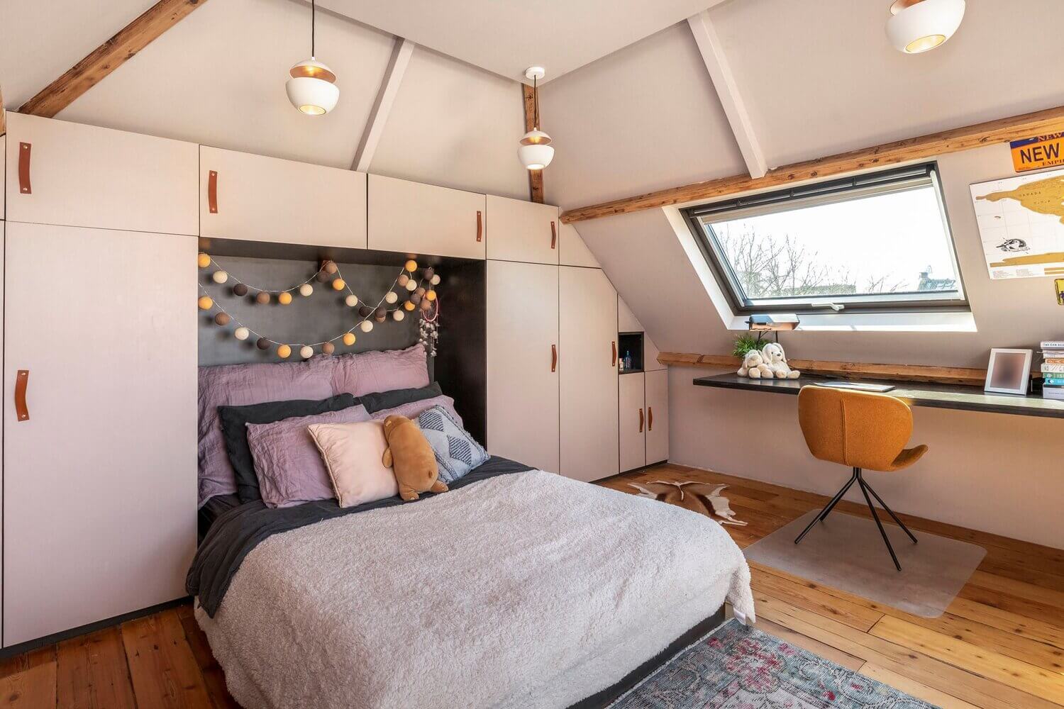 A Characteristic Design Villa with Carriage House in The Netherlands 27 ACharacteristicDesignVillawithCarriageHouseinTheNetherlands TheNordroom26 A Characteristic Design Villa with Carriage House in The Netherlands