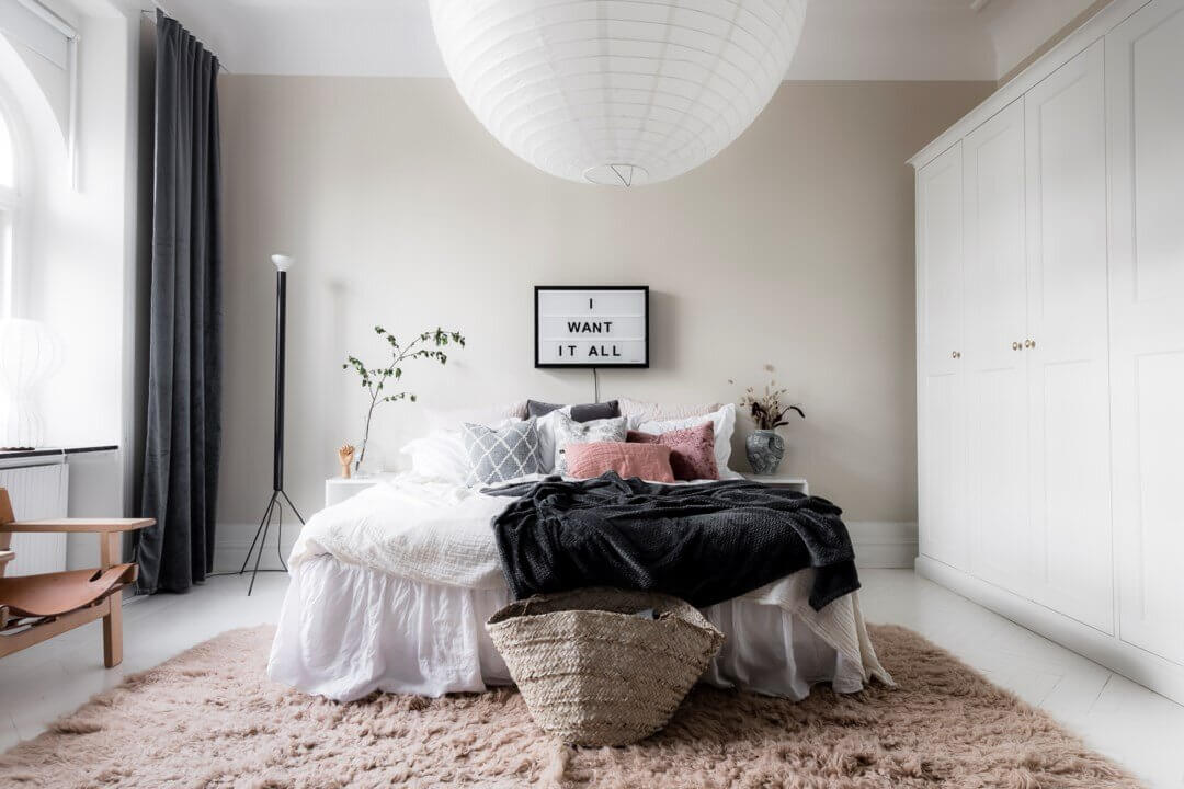 Neutral Color Tones in a Luxurious Swedish Apartment 13 ALuxuriousSwedishApartmentinNeutralColorTones TheNordroom12 Neutral Color Tones in a Luxurious Swedish Apartment