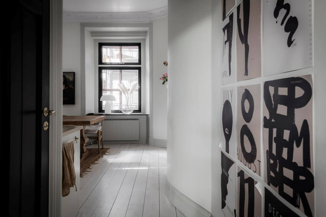 Neutral Color Tones in a Luxurious Swedish Apartment 9 ALuxuriousSwedishApartmentinNeutralColorTones TheNordroom8 Neutral Color Tones in a Luxurious Swedish Apartment