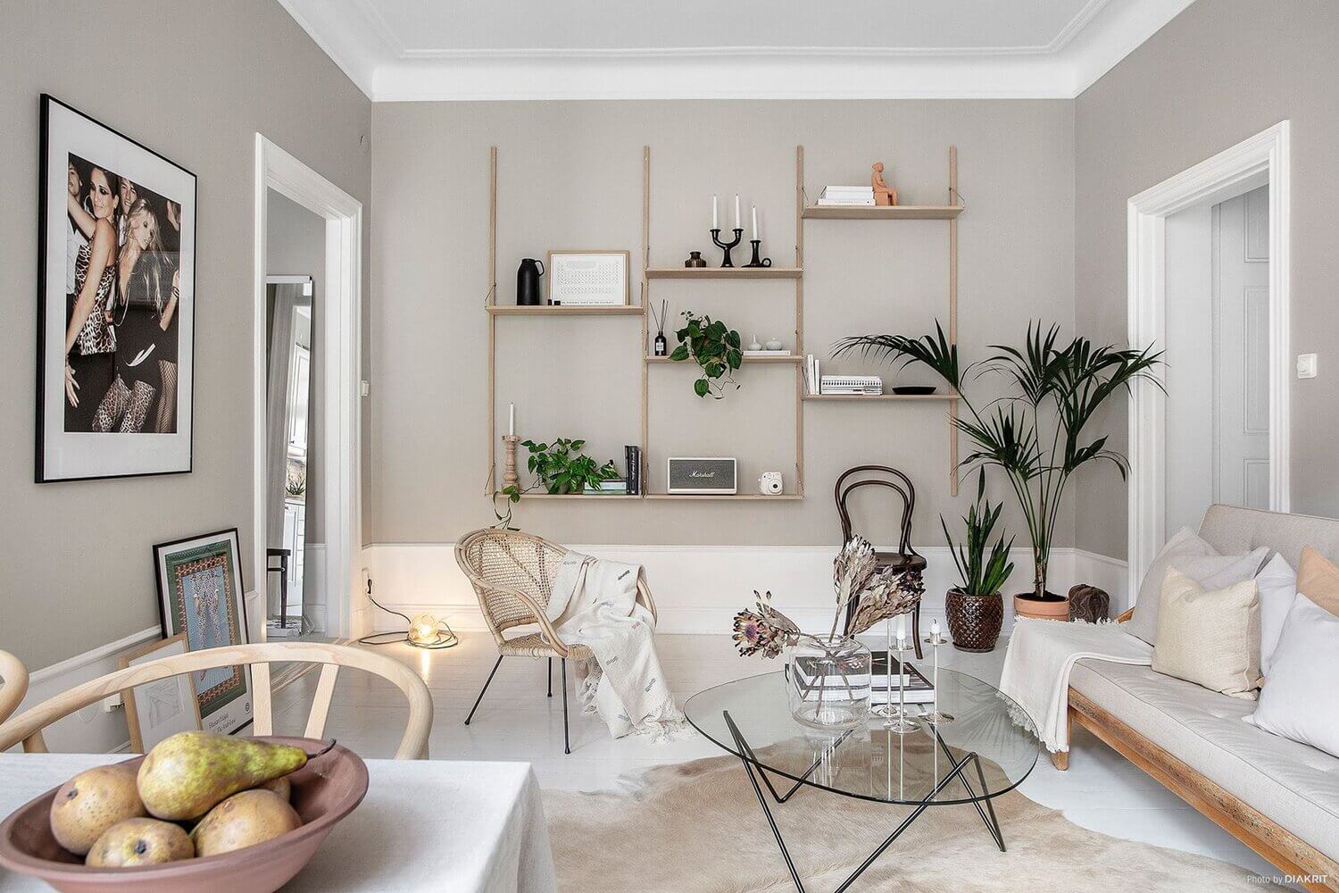 A Serene Light Grey & White Stockholm Apartment 5 ASereneLightGreyWhiteStockholmApartment TheNordroom4 A Serene Light Grey & White Stockholm Apartment