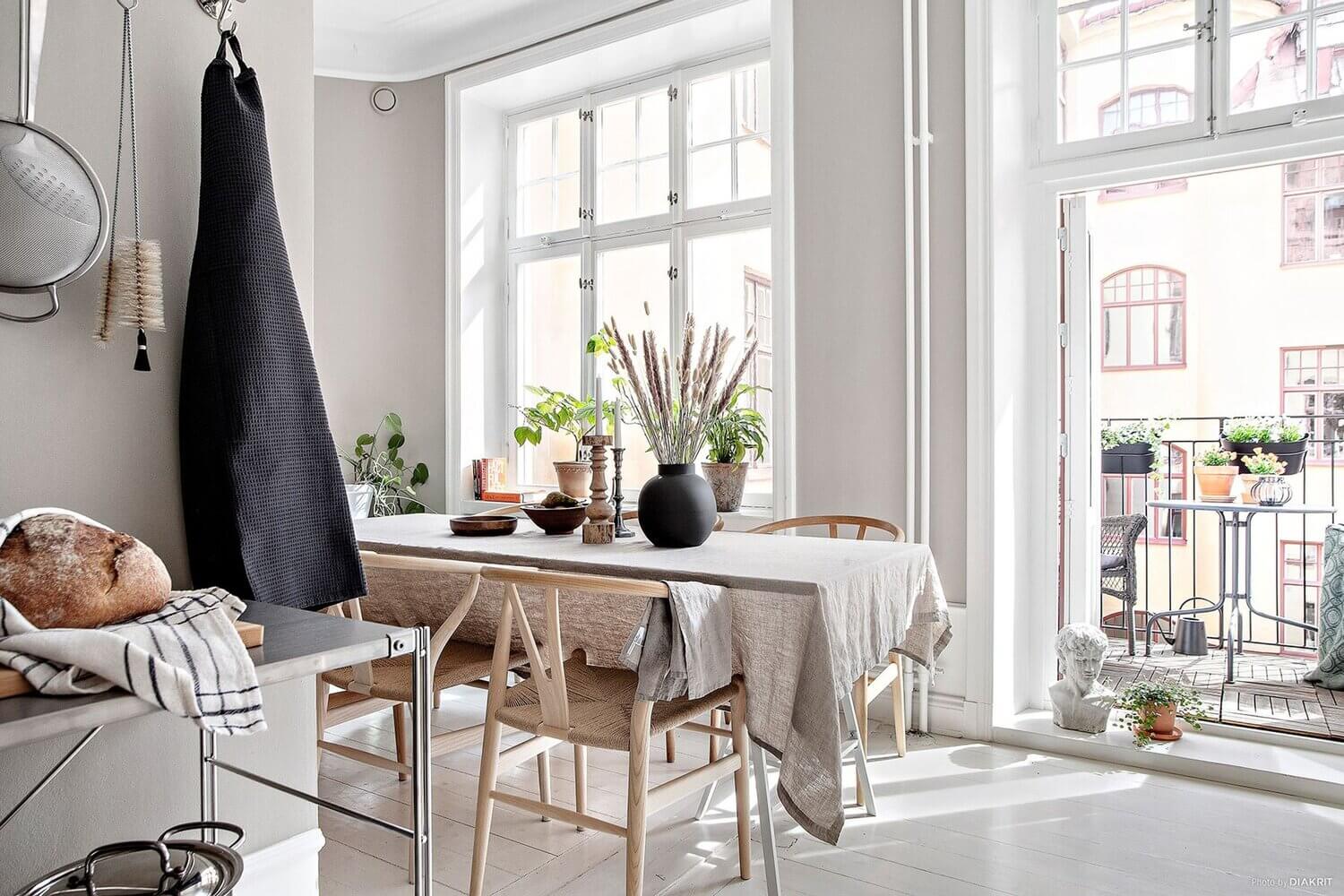 A Serene Light Grey & White Stockholm Apartment 9 ASereneLightGreyWhiteStockholmApartment TheNordroom8 A Serene Light Grey & White Stockholm Apartment