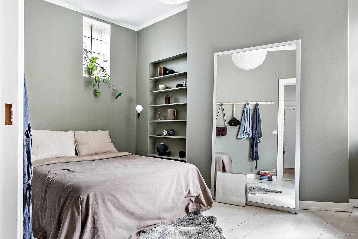 A Serene Light Grey & White Stockholm Apartment 10 ASereneLightGreyWhiteStockholmApartment TheNordroom9 A Serene Light Grey & White Stockholm Apartment