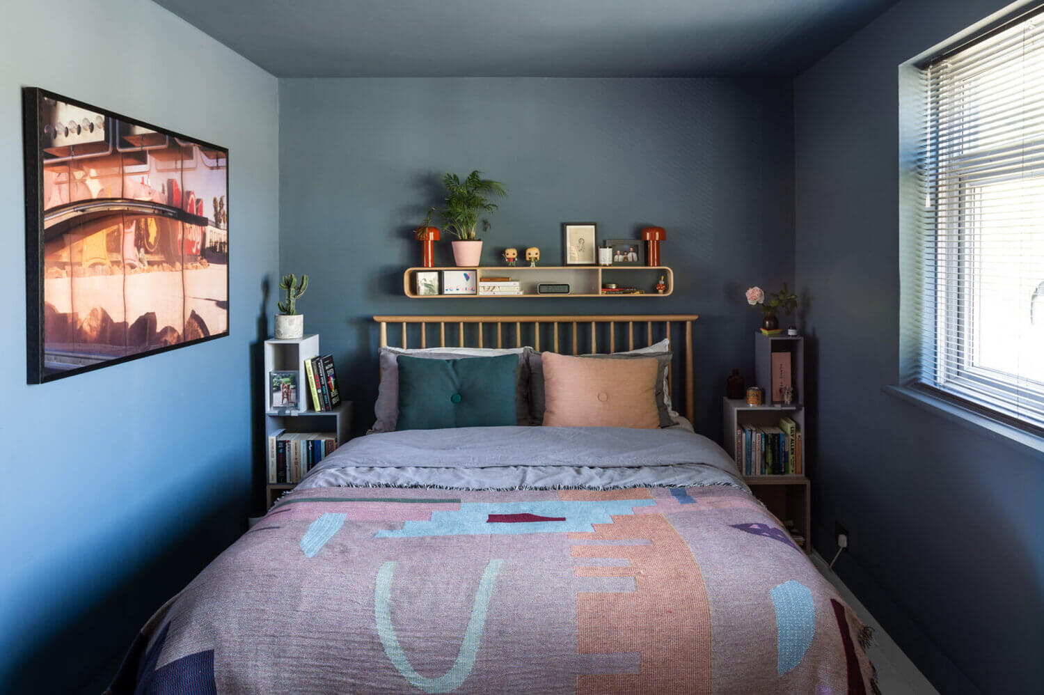 Colorful Rooms in a Mid-Century London Home 12 ColorfulRoomsinaMid CenturyLondonHome TheNordroom11 Colorful Rooms in a Mid-Century London Home