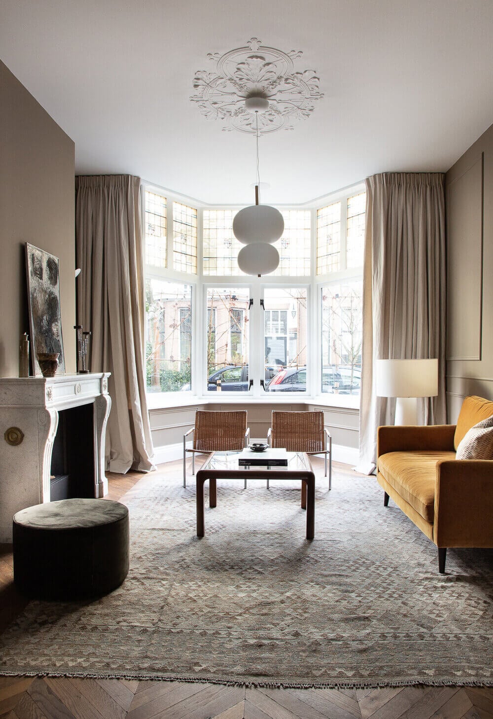 Timeless Elegance and Dusty Color Tones in a Dutch Townhouse 2 elegance dusty colors townhouse netherlands avenue design studio nordroom1 Timeless Elegance and Dusty Color Tones in a Dutch Townhouse