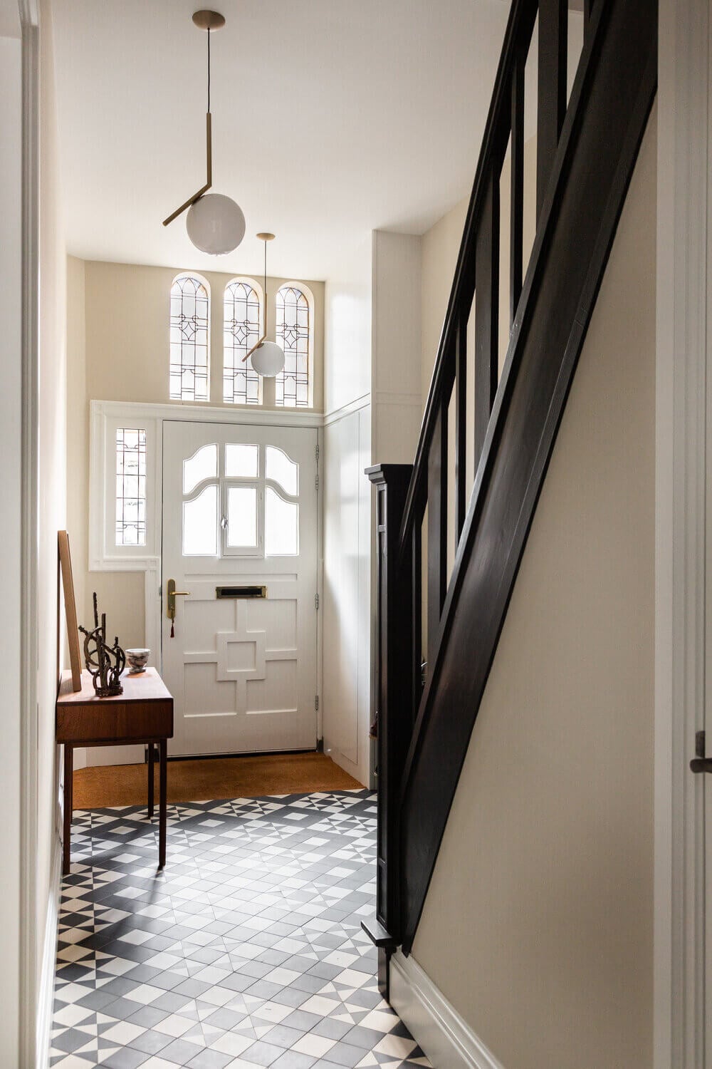 Timeless Elegance and Dusty Color Tones in a Dutch Townhouse 12 elegance dusty colors townhouse netherlands avenue design studio nordroom11 Timeless Elegance and Dusty Color Tones in a Dutch Townhouse