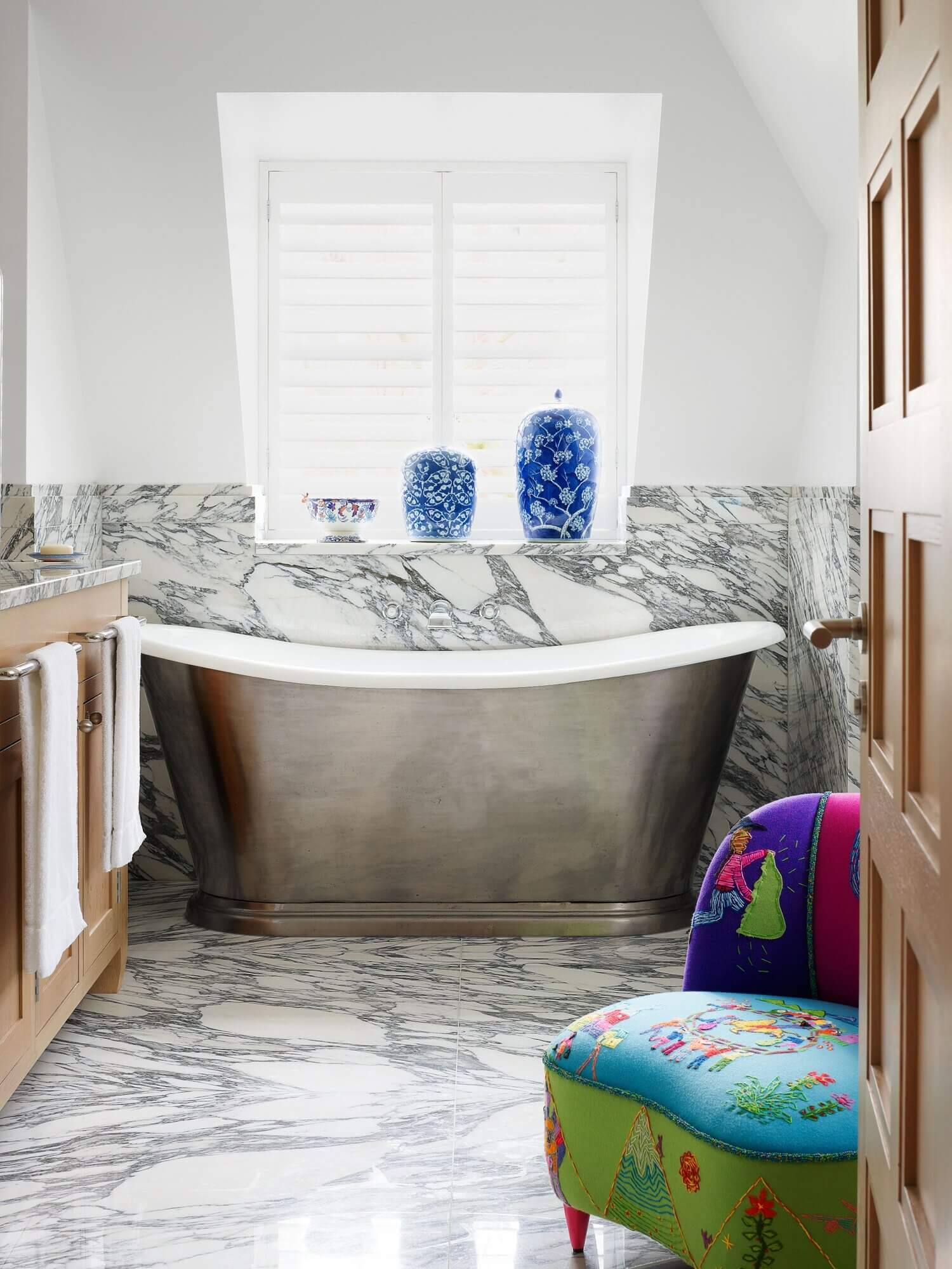 Designer Kit Kemp's Bold and Colorful Hyde Park Home 10 kit kemp colorful hyde park home nordroom9 Designer Kit Kemp's Bold and Colorful Hyde Park Home
