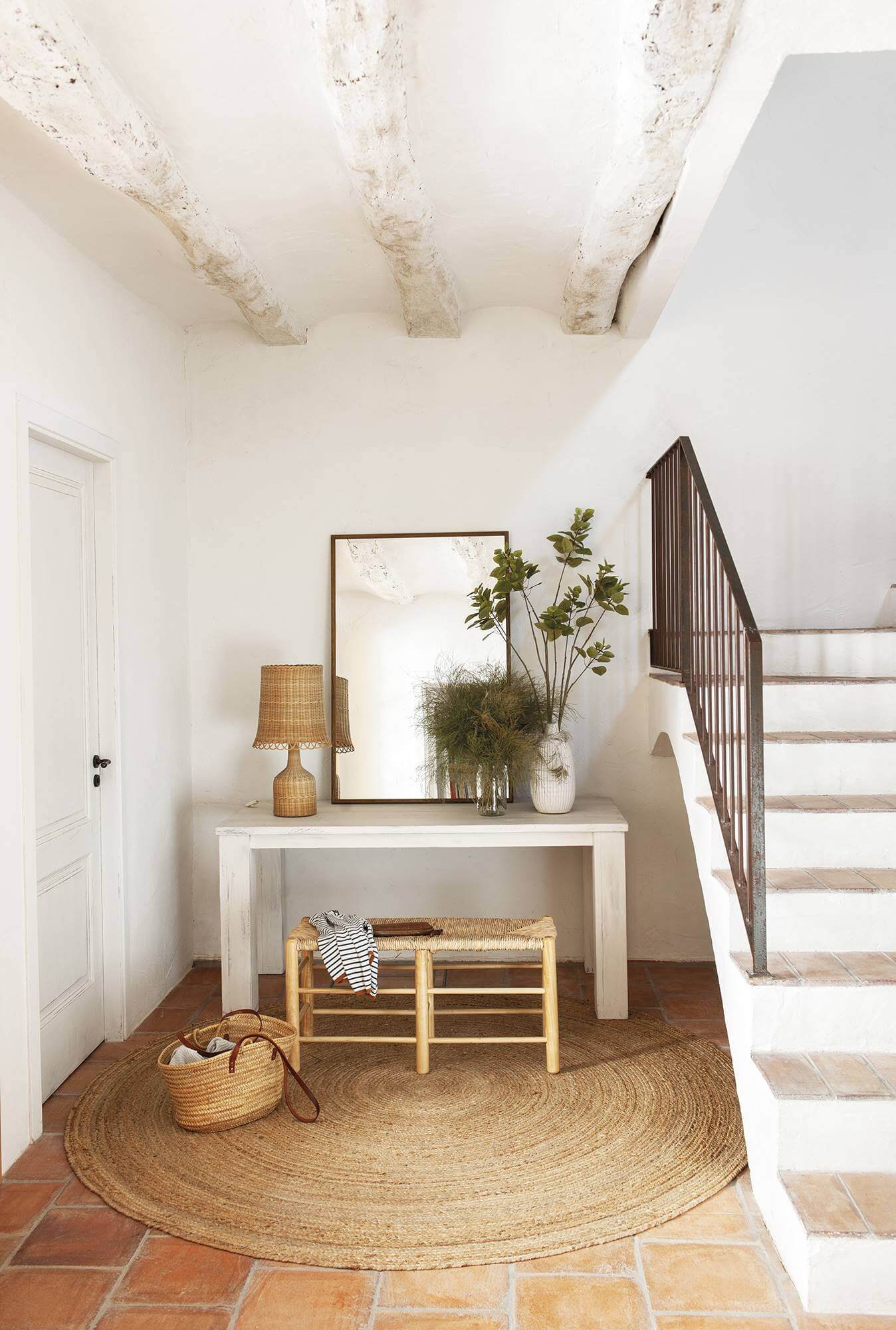Natural Country Style in a 19th-Century Townhouse in Barcelona 5 natural country style 19th century townhouse barcelona nordroom4 Natural Country Style in a 19th-Century Townhouse in Barcelona
