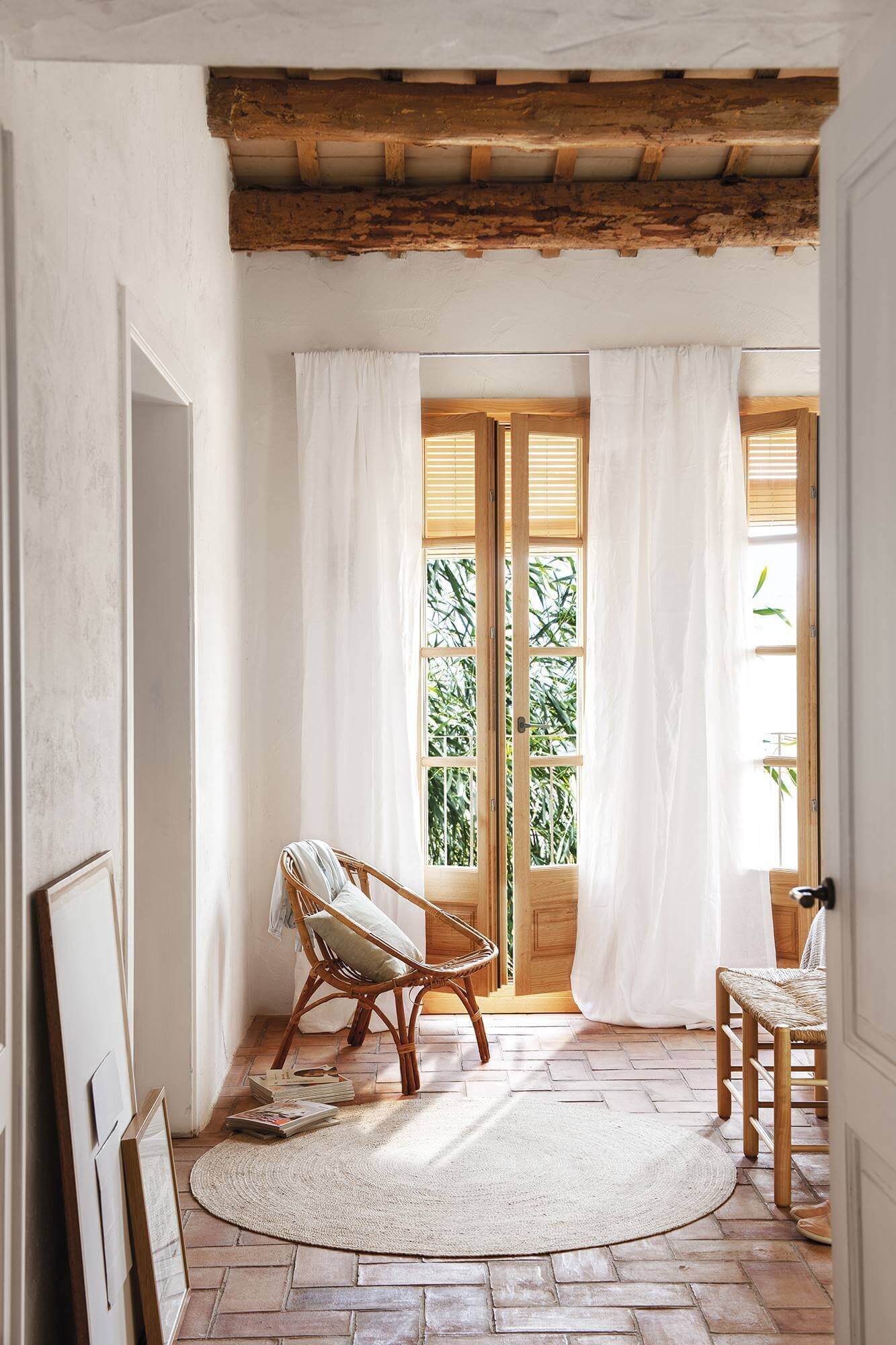 Natural Country Style in a 19th-Century Townhouse in Barcelona 6 natural country style 19th century townhouse barcelona nordroom5 Natural Country Style in a 19th-Century Townhouse in Barcelona