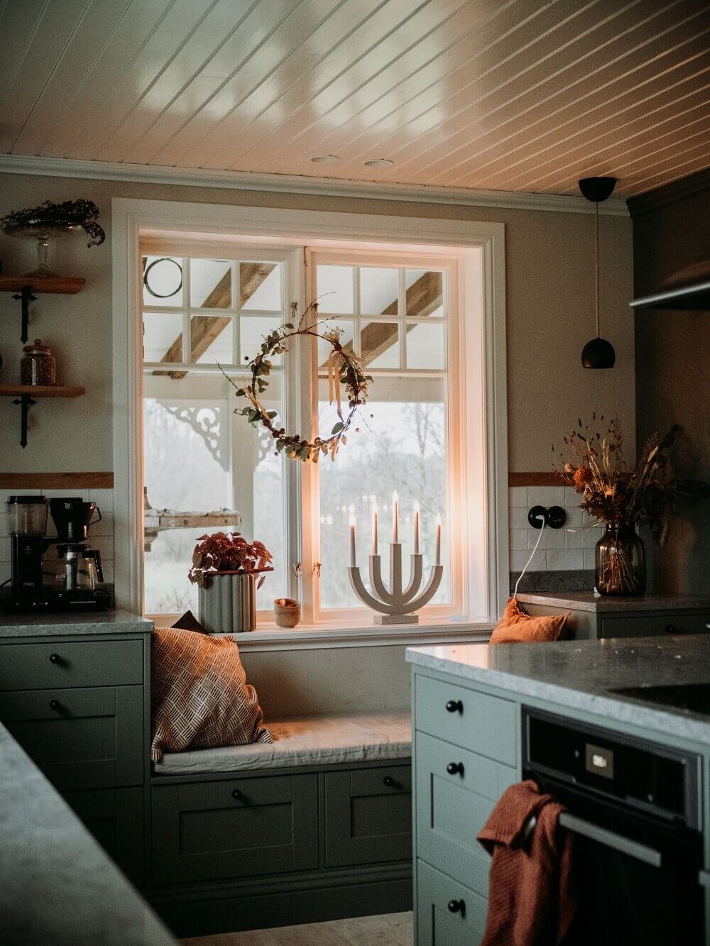 A Beautiful Vintage Country House in Sweden 6 vintage country house sweden nordroom5 A Beautiful Vintage Country House in Sweden