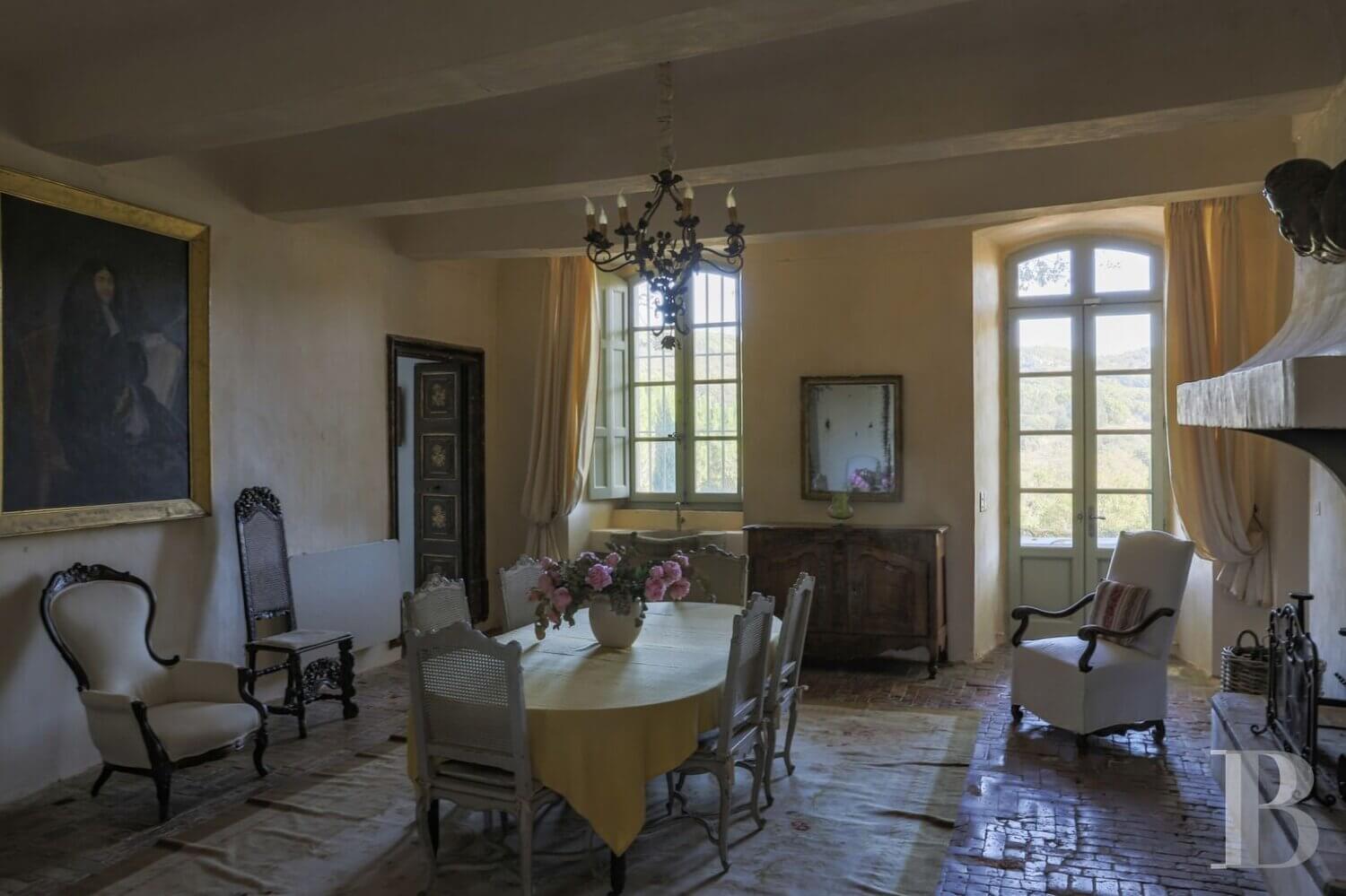 Unique Properties | An 18th-Century Chateau in Lubéron 6 18th century chateau luberon france nordroom5 Unique Properties | An 18th-Century Chateau in Lubéron