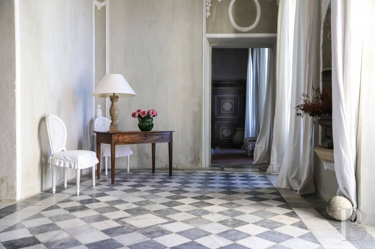 Unique Properties | An 18th-Century Chateau in Lubéron 9 18th century chateau luberon france nordroom8 Unique Properties | An 18th-Century Chateau in Lubéron
