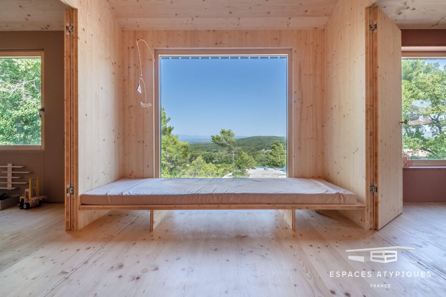 A Minimalistic Wooden Home Overlooking the Provence Countryside 6 AMinimalisticWoodenHomewithAmazingViewsovertheProvenceCountryside TheNordroom5 A Minimalistic Wooden Home Overlooking the Provence Countryside