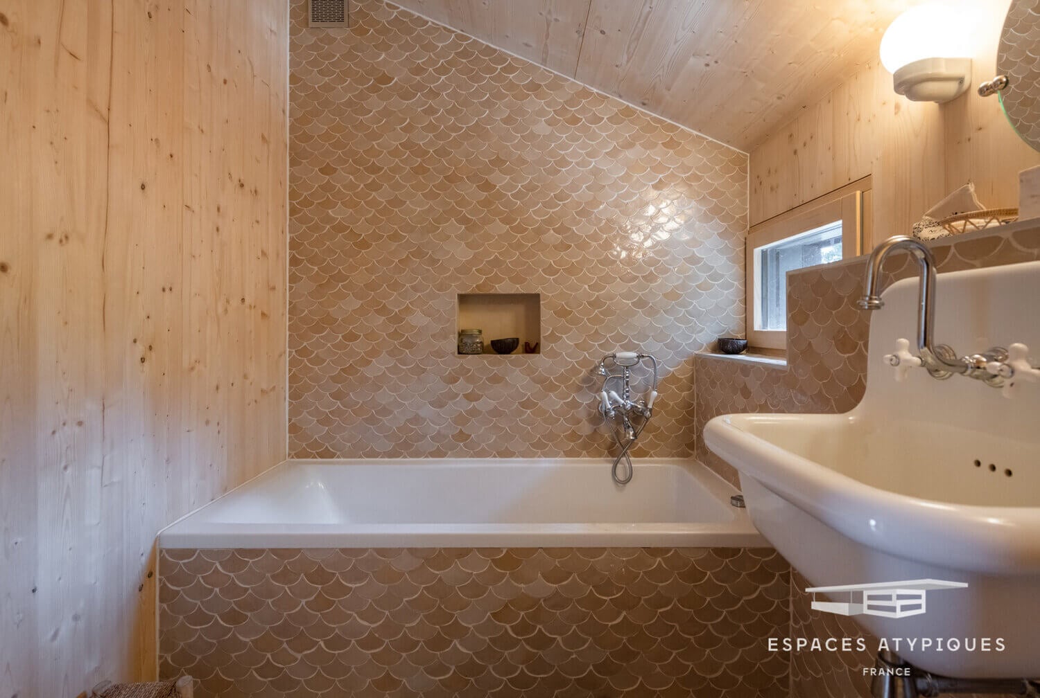 A Minimalistic Wooden Home Overlooking the Provence Countryside 8 AMinimalisticWoodenHomewithAmazingViewsovertheProvenceCountryside TheNordroom7 A Minimalistic Wooden Home Overlooking the Provence Countryside