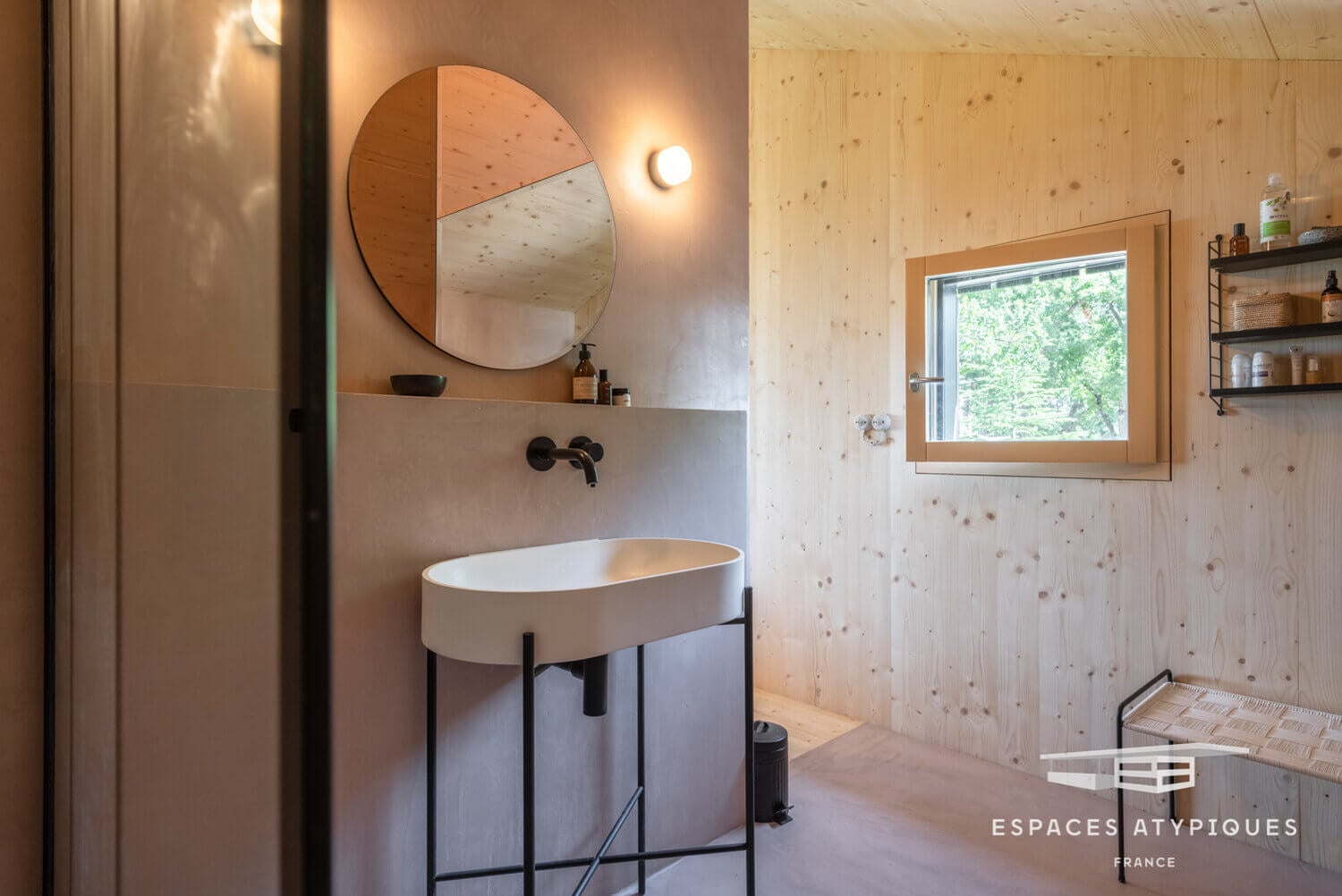 A Minimalistic Wooden Home Overlooking the Provence Countryside 9 AMinimalisticWoodenHomewithAmazingViewsovertheProvenceCountryside TheNordroom8 A Minimalistic Wooden Home Overlooking the Provence Countryside