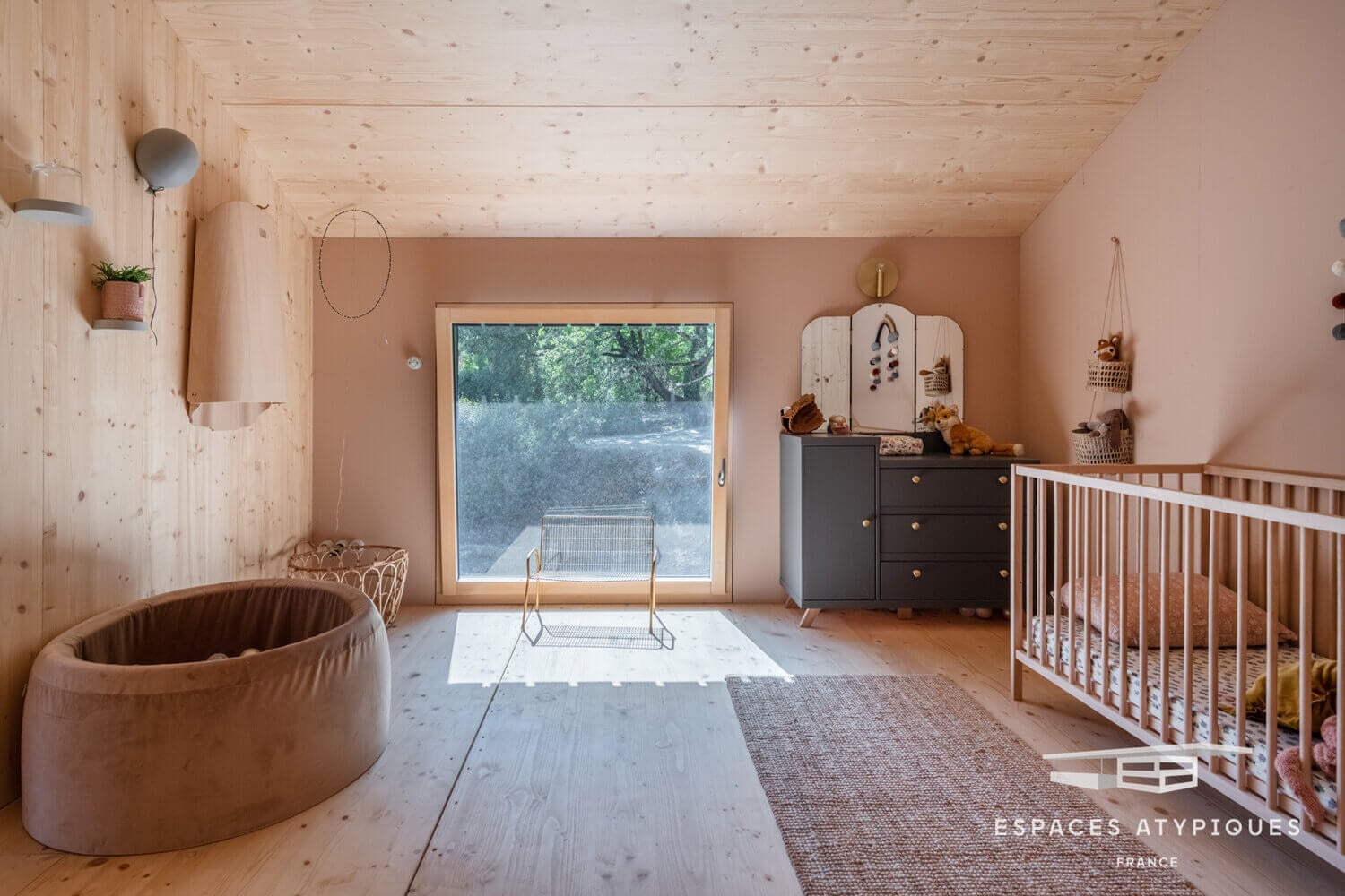 A Minimalistic Wooden Home Overlooking the Provence Countryside 10 AMinimalisticWoodenHomewithAmazingViewsovertheProvenceCountryside TheNordroom9 A Minimalistic Wooden Home Overlooking the Provence Countryside