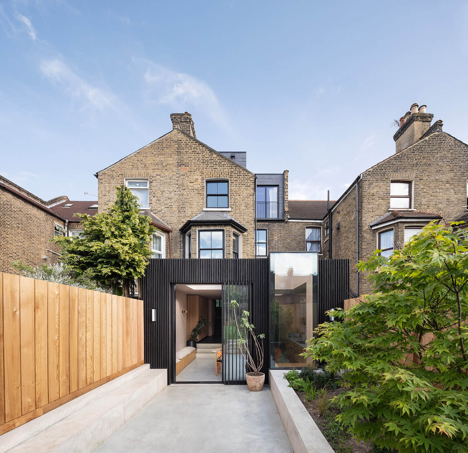 A Victorian Home with A Modern Extension and Tiny Japanese-Style Courtyard 25 AVictorianHomewithAModernExtensionandTinyJapanese StyleCourtyard TheNordroom24 A Victorian Home with A Modern Extension and Tiny Japanese-Style Courtyard