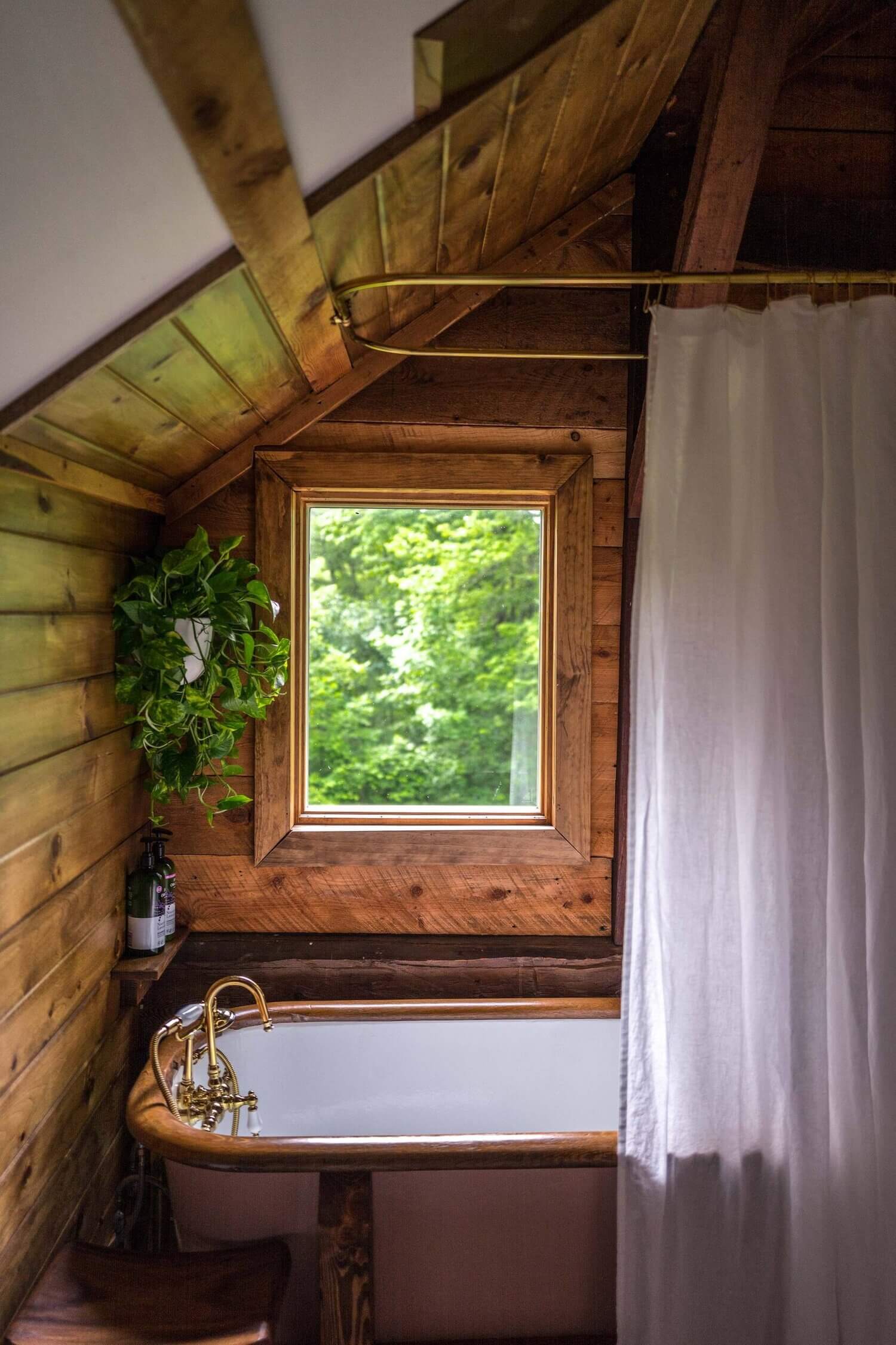The Hunter Barnhouse: A Stylish Slow Living Airbnb Surrounded by Nature 22 the hunter barnhouse airbnb nordroom21 The Hunter Barnhouse: A Stylish Slow Living Airbnb Surrounded by Nature