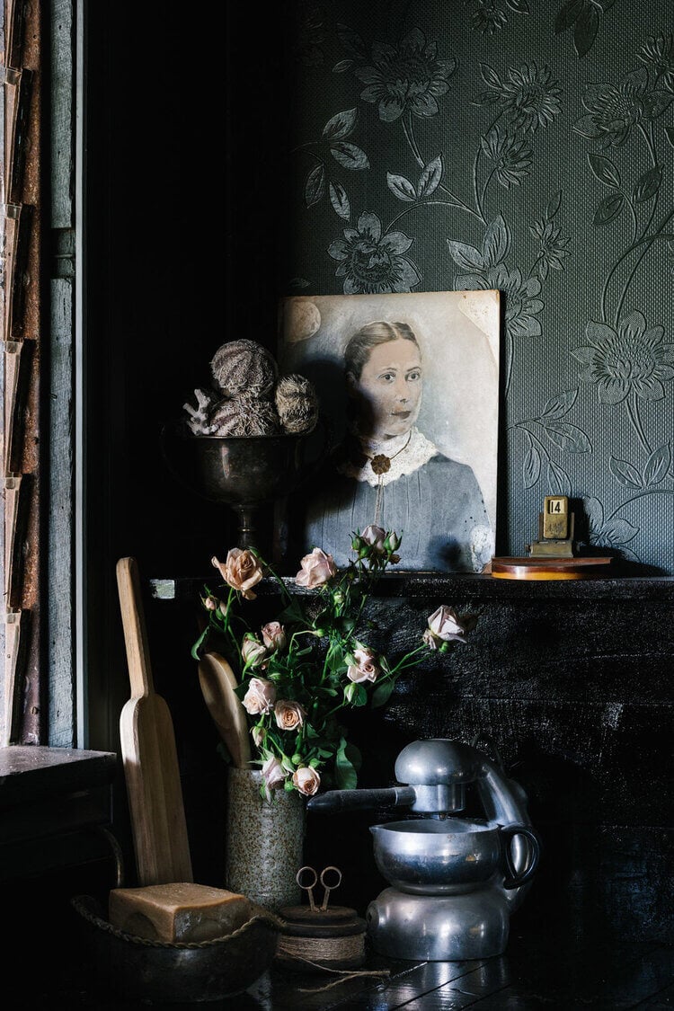 The Nun's Room: Sarah Andrews' Vintage Shack in Australia 9 the nuns room sarah andrews nordroom8 The Nun's Room: Sarah Andrews' Vintage Shack in Australia