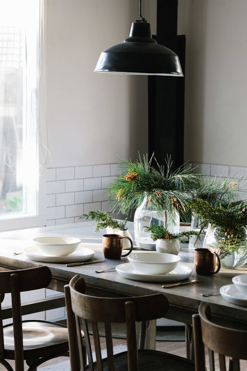 The White Vintage Weatherboard Cottage of an Interior Photographer 12 white vintage weatherboard cottage australia nordroom11 The White Vintage Weatherboard Cottage of an Interior Photographer