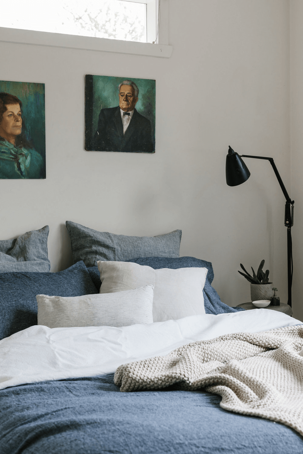 The White Vintage Weatherboard Cottage of an Interior Photographer 15 white vintage weatherboard cottage australia nordroom14 The White Vintage Weatherboard Cottage of an Interior Photographer