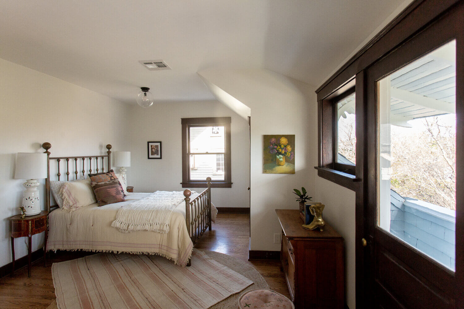 A 1905 Craftsman Restoration Overlooking Echo Park Lake 32 1905 craftsman renovation echo park lake nordroom31 A 1905 Craftsman Restoration Overlooking Echo Park Lake
