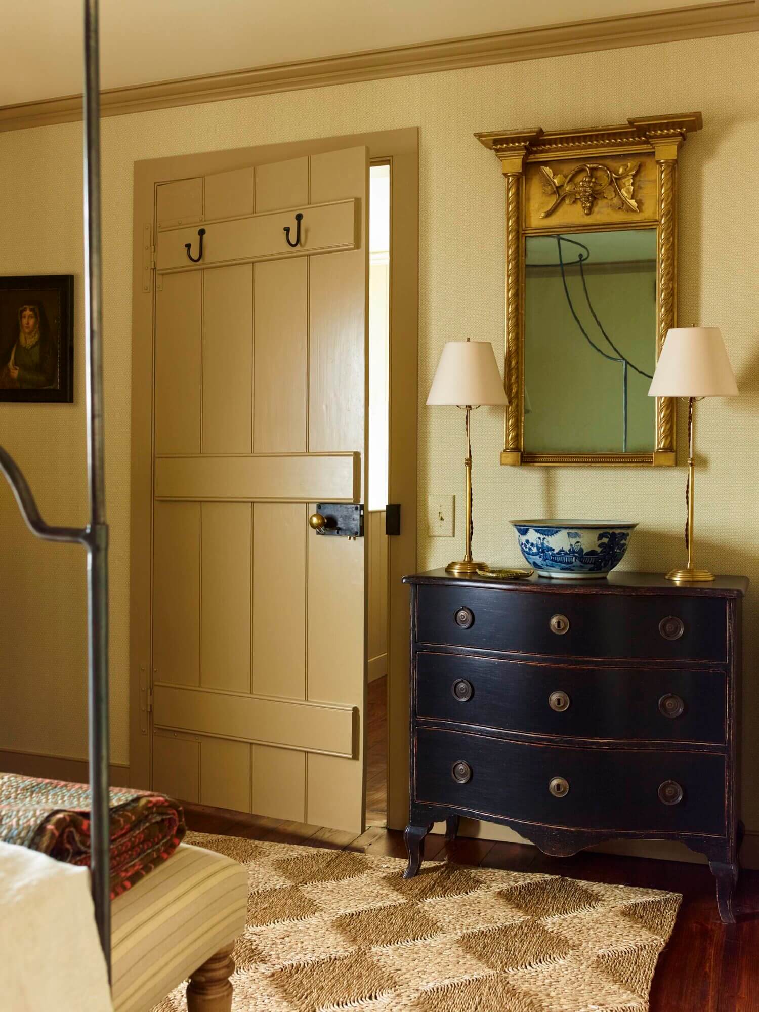 A Beautiful 19th-Century Carriage House Restoration in Charleston 17 19th century carriage house restoration charleston nordroom16 A Beautiful 19th-Century Carriage House Restoration in Charleston