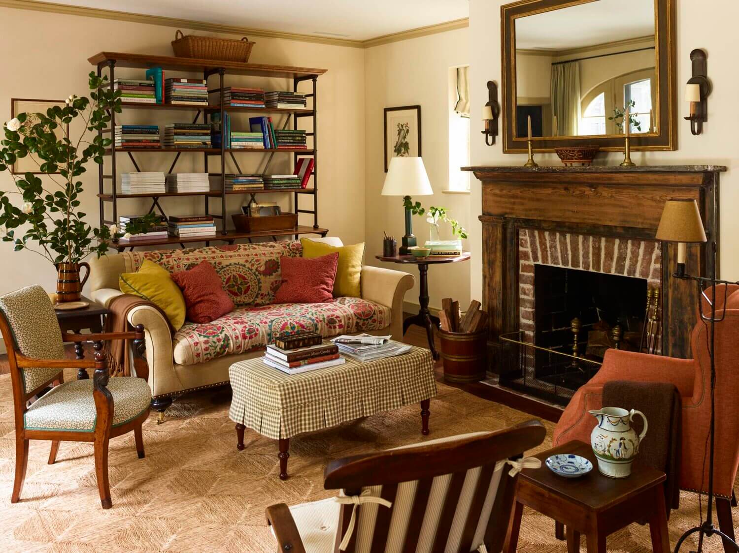 A Beautiful 19th-Century Carriage House Restoration in Charleston 7 19th century carriage house restoration charleston nordroom6 A Beautiful 19th-Century Carriage House Restoration in Charleston